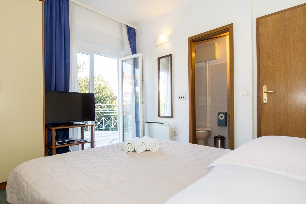 Beach Guesthouse Mediteran Podstrana Rum bild
