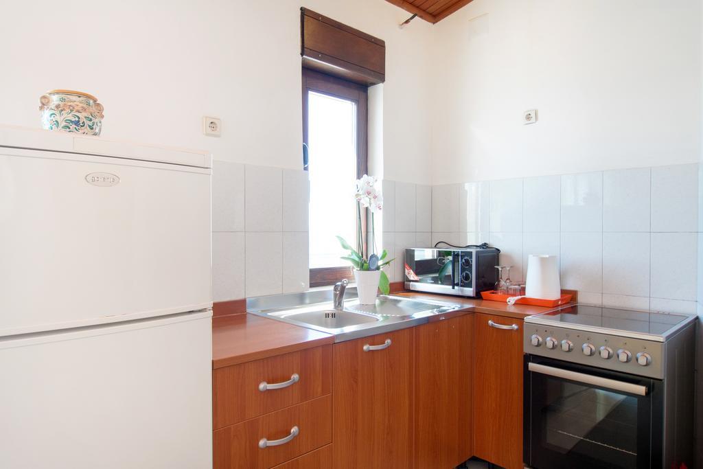 Beach Guesthouse Mediteran Podstrana Rum bild