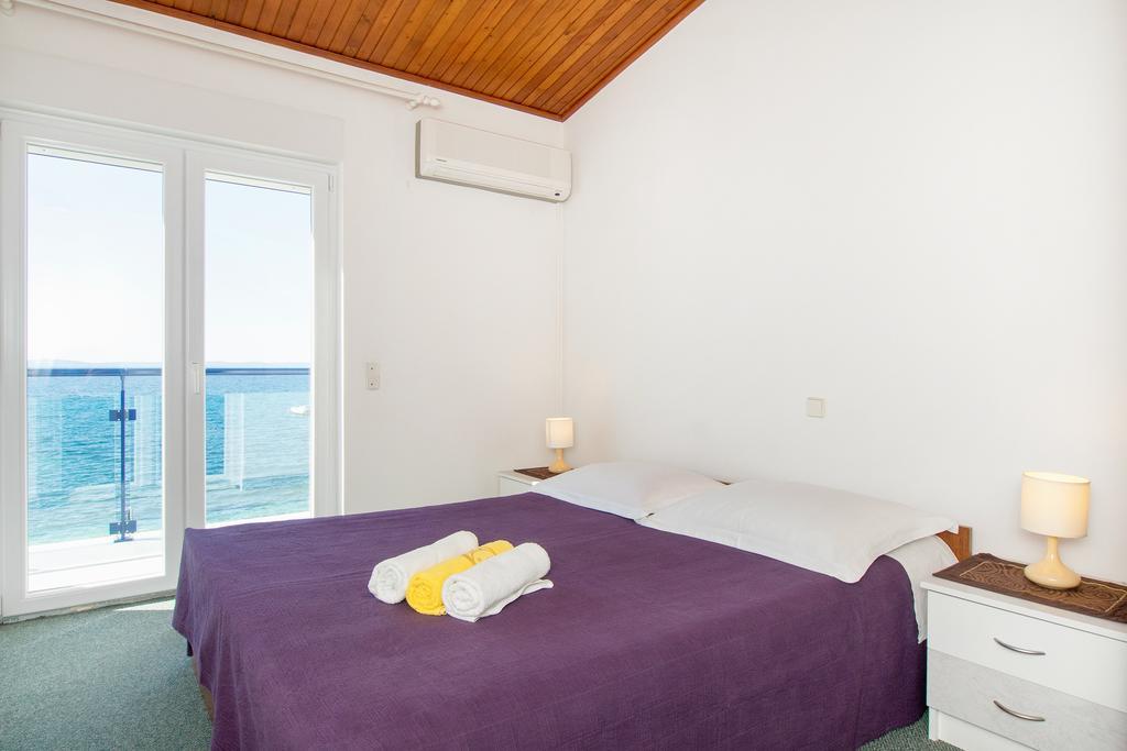 Beach Guesthouse Mediteran Podstrana Rum bild